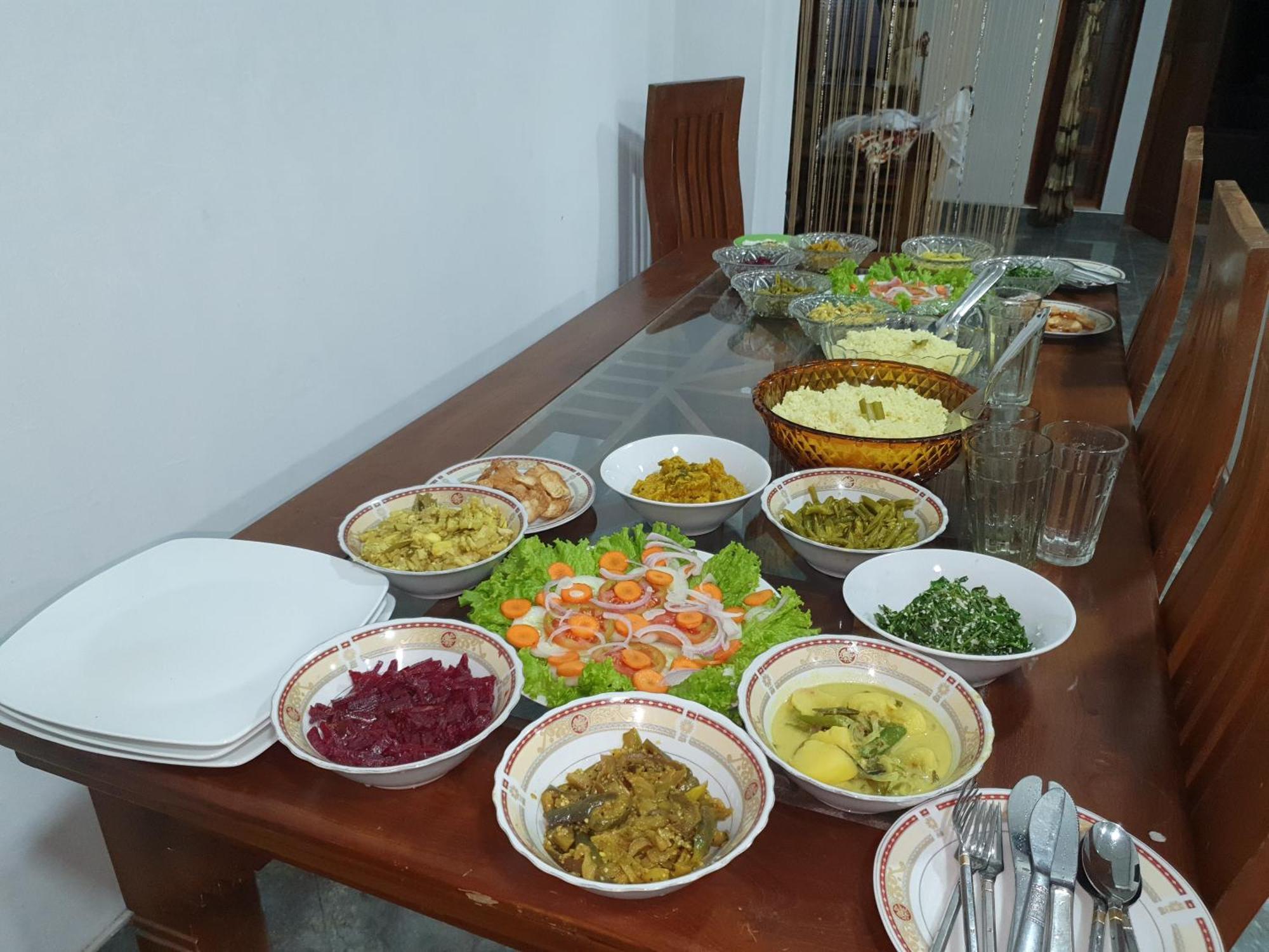 Sri Bhavan Ела Екстериор снимка